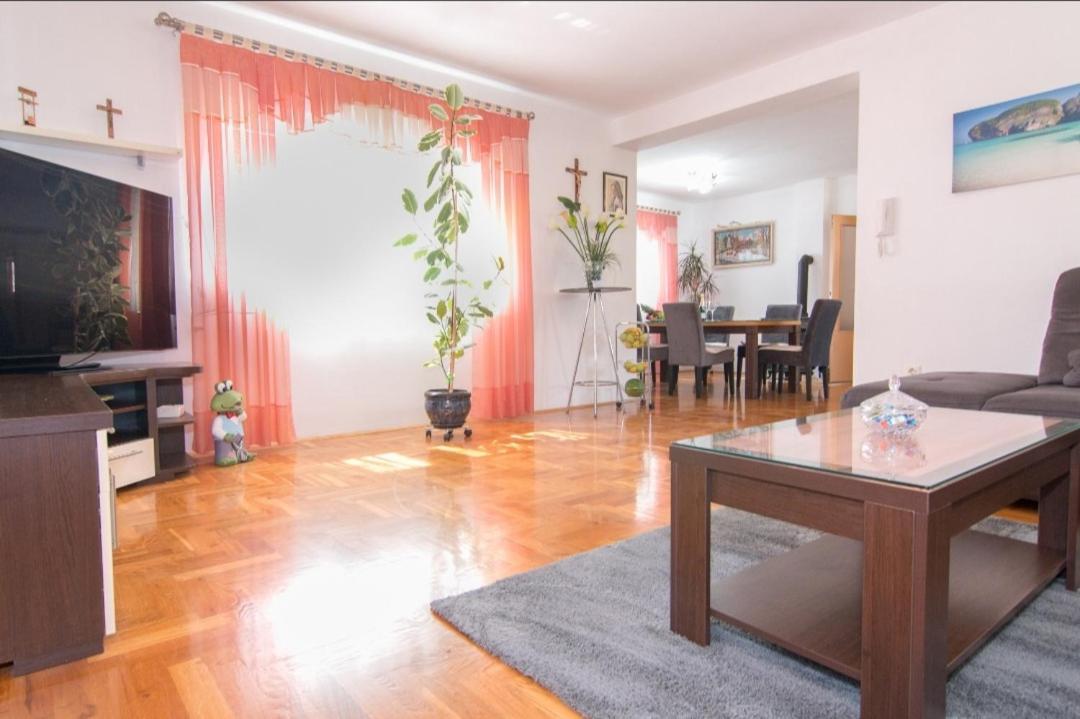 Apartment Antonella Fasana Fazana Exterior photo